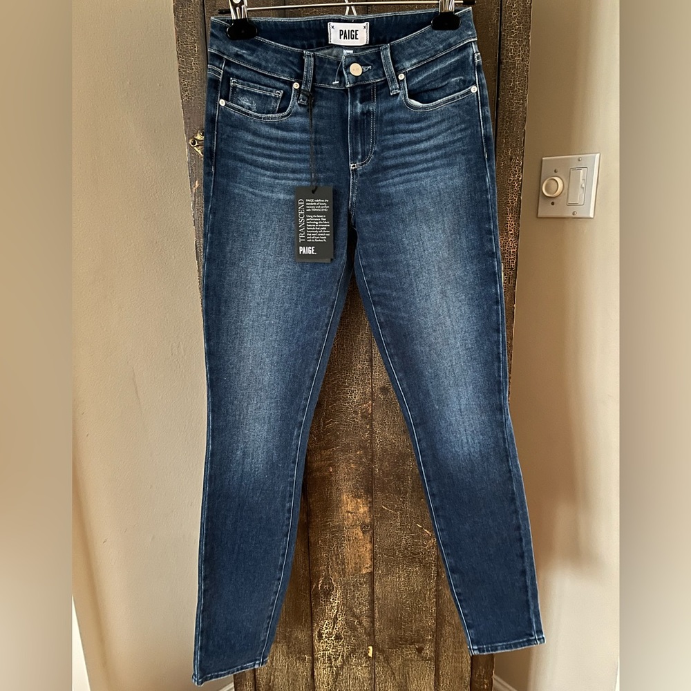 NEW Paige Verdugo jeans